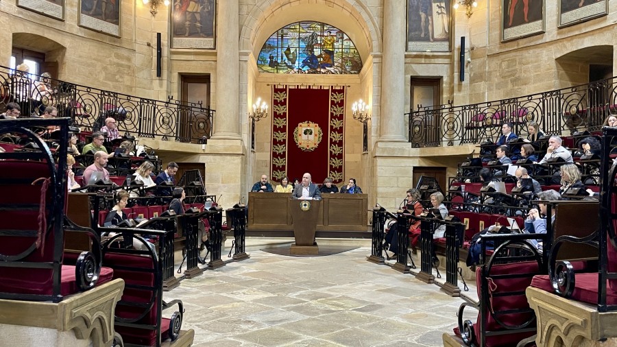 Bizkaian “izaera sozial nabarmena” duten aurrekontuak aurkeztu izana aldarrikatu du EAJ-PNVk, eta oposizioko taldeei eskatu die esateko “zer kolektibori ez laguntzeko prest dauden” Bizkaian “izaera sozial nabarmena” duten aurrekontuak aurkeztu izana aldarrikatu du EAJ-PNVk, eta oposizioko taldeei eskatu die esateko “zer kolektibori ez laguntzeko prest dauden”