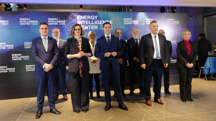 Lehendakariak eta Bizkaiko ahaldun nagusiak EIC Energy Intelligence Center Fundazioa aurkeztu dute Lehendakariak eta Bizkaiko ahaldun nagusiak EIC Energy Intelligence Center Fundazioa aurkeztu dute