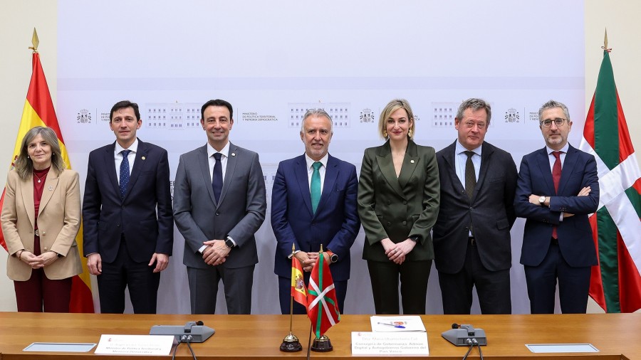 Las competencias de autorizaciones de trabajo para personas extranjeras y meteorología materializan un nuevo paso en el autogobierno de Euskadi Las competencias de autorizaciones de trabajo para personas extranjeras y meteorología materializan un nuevo paso en el autogobierno de Euskadi