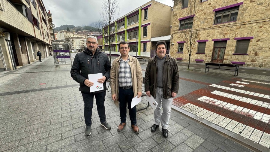 Arrasatek jasangarritasuna bai,  baina herritarren bizi kalitatea bilatzen duen Mugikortasun Plan partekatu bat merezi du, ez alderdikeriaz inposatutako plan bat