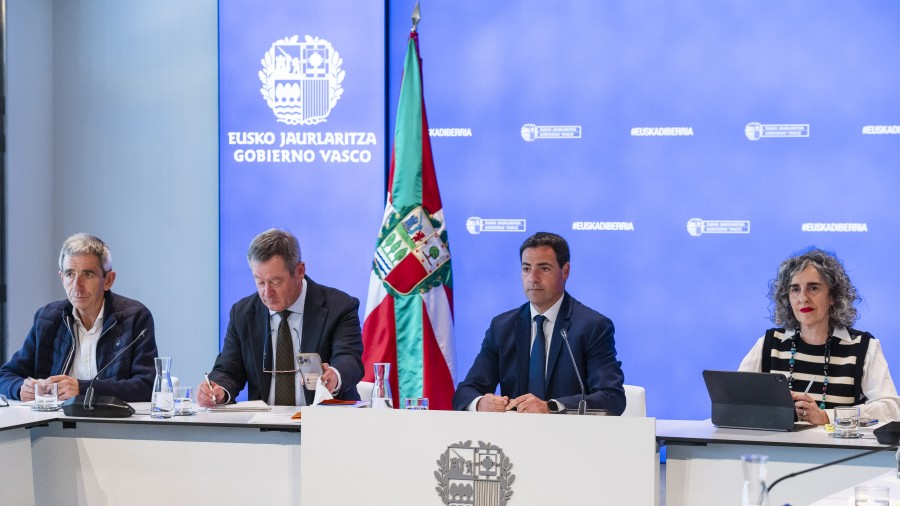 Euskadi entra en fase de desescalada tras el apagón eléctrico: el Lehendakari llama a la cautela y agradece la respuesta de los servicios de emergencia Euskadi entra en fase de desescalada tras el apagón eléctrico: el Lehendakari llama a la cautela y agradece la respuesta de los servicios de emergencia