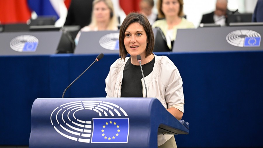 EAJ-PNVk ez du onartu eskuin muturraren aldetik Ursula von der Leyenen aurka jarri den zentsura-mozioa, Europako Batzordeko presidentearekin konforme ez dagoen arren EAJ-PNVk ez du onartu eskuin muturraren aldetik Ursula von der Leyenen aurka jarri den zentsura-mozioa, Europako Batzordeko presidentearekin konforme ez dagoen arren