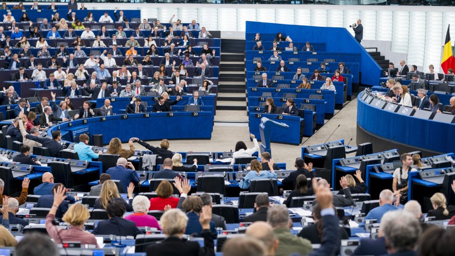 EAJ-PNVk atzera bota ditu Vox-ek eta EHBildu-k Europako Parlamentuan sustatutako zentsura-mozioak EAJ-PNVk atzera bota ditu Vox-ek eta EHBildu-k Europako Parlamentuan sustatutako zentsura-mozioak