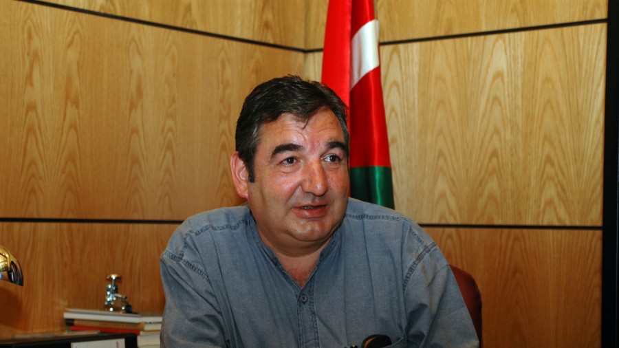 José Ángel Agirrebengoa Imaz zendu da, Napar Buru Batzarraren presidente ohia, gaixotasun luze baten ondorioz 
