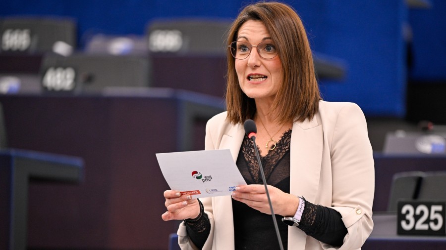 Oihane Agirregoitia reclama ante la Eurocámara medidas para mejorar el acceso a vivienda y empleo de las personas con discapacidad Oihane Agirregoitia reclama ante la Eurocámara medidas para mejorar el acceso a vivienda y empleo de las personas con discapacidad