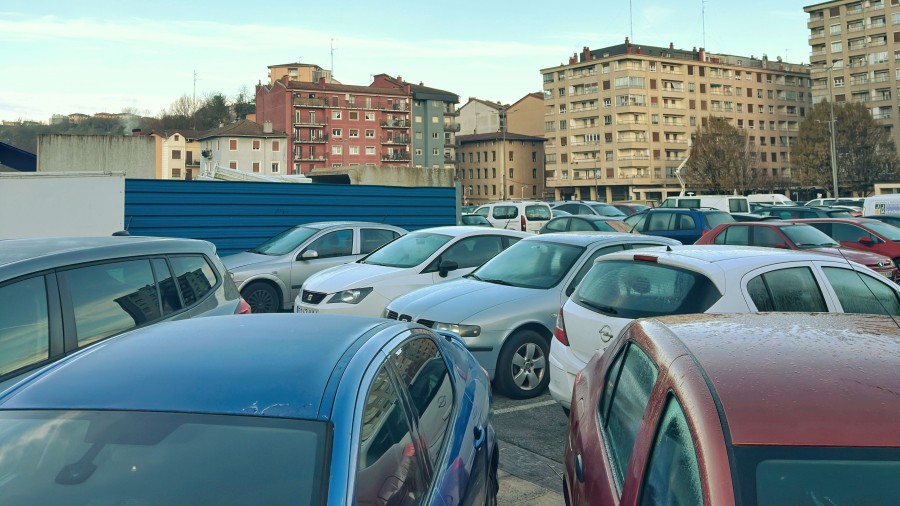 El PNV acusa a EH Bildu de “improvisar y generar el caos” con la ordenanza de aparcamiento en Pasaia El PNV acusa a EH Bildu de “improvisar y generar el caos” con la ordenanza de aparcamiento en Pasaia