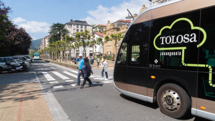 EAJ-PNV vuelve a mostrar sus discrepancias con el Gobierno Municipal de EH Bildu sobre el servicio Hiribusa
