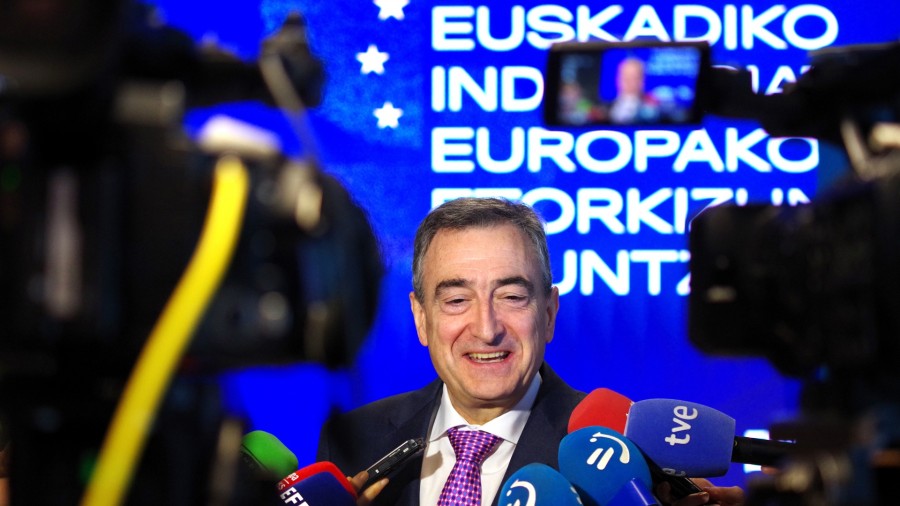 Aitor Esteban Bruselara bidaiatuko da asteartean, Euskadi-Europa agendan urratsak ematen jarraitzeko Aitor Esteban Bruselara bidaiatuko da asteartean, Euskadi-Europa agendan urratsak ematen jarraitzeko