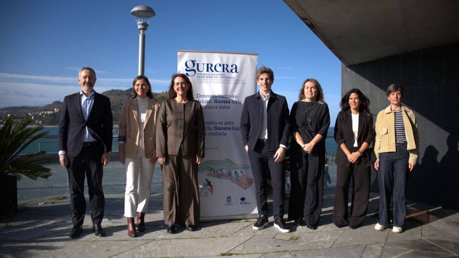 Donostiako Udalak Gurera plazaratu du, herritarrak erdigunean kokatzen dituen turismoa kudeatzeko eredu berria