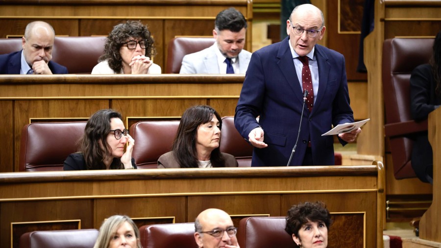 Dekretu berriarekin Euskadiko LHko ereduari kalterik ez egiteko eskatu dio Euskal Taldeak Espainiako Gobernuari, euskal sistemaren bikaintasunari eustea helburu Dekretu berriarekin Euskadiko LHko ereduari kalterik ez egiteko eskatu dio Euskal Taldeak Espainiako Gobernuari, euskal sistemaren bikaintasunari eustea helburu