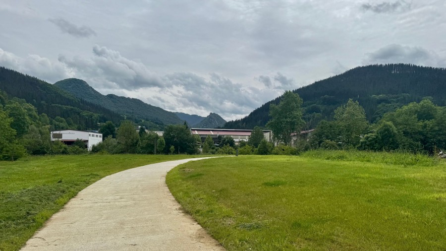 Lazkaoko EAJ-PNV celebra la mejora del entorno de Meandro como espacio de naturaleza y convivencia