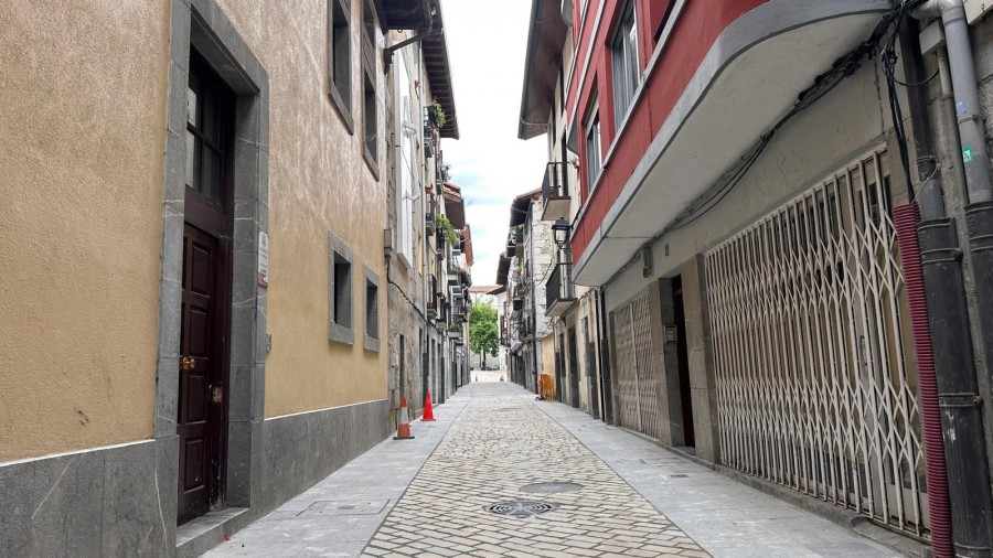 A punto de finalizar las obras del Casco Histórico de Markina-Xemein, EAJ-PNV reivindica el trabajo del pasado mandato, que ha hecho posible la inversión de 2,7 millones
