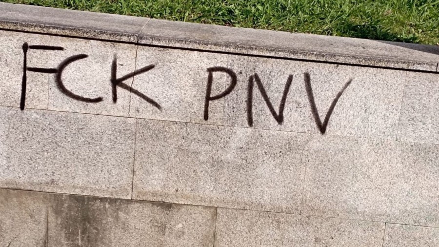 EAJ-PNV presenta una moción para garantizar la limpieza y la neutralidad del espacio público en Hondarribia