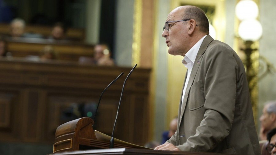 Farmaziako prestazioei erabiltzaileek egin beharreko ekarpena modulatuko duen dekretua babestu du Euskal Taldeak Farmaziako prestazioei erabiltzaileek egin beharreko ekarpena modulatuko duen dekretua babestu du Euskal Taldeak