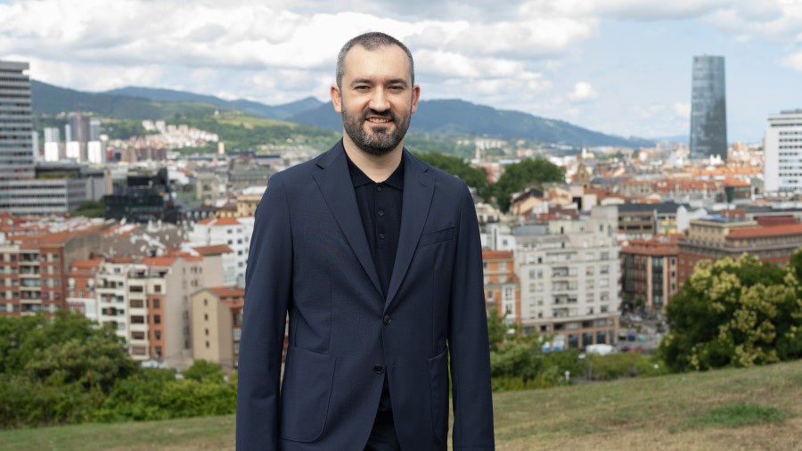 Mikel Hidalgo recibe el respaldo total de las bases del Partido como candidato a la Alcaldía de Bilbao