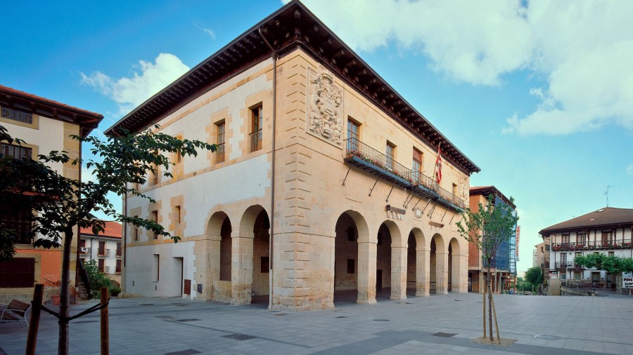 EAJ-PNV denuncia la falta de respuestas del Gobierno municipal de EH Bildu y reclama más transparencia y responsabilidad en la gestión de Oiartzun