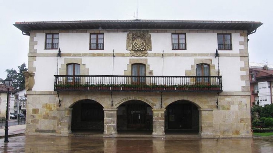 EAJ-PNV de Zuia: “La transparencia no consiste en dar una charla, sino en facilitar los datos que el alcalde evitó explicar”