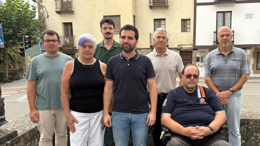 EAJ-PNV Debagoiena reclama conexiones directas en autobús desde Elgeta y Antzuola al Hospital de Arrasate, más frecuencias con las capitales, y más salidas y llegadas a Oñati