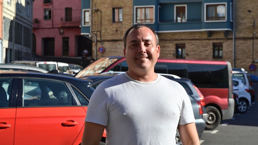 Soraluze cuenta con 2.000 vehículos y 1.724 plazas: EAJ-PNV propone un aparcamiento subterráneo en Erregetxe Soraluze cuenta con 2.000 vehículos y 1.724 plazas: EAJ-PNV propone un aparcamiento subterráneo en Erregetxe