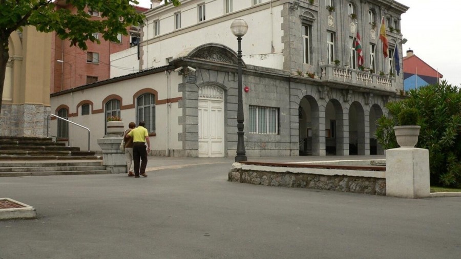 EAJ-PNV denuncia que EH Bildu avala el presupuesto del PSE-EE pese a desoír a la plantilla y admitir que el informe de género es insuficiente