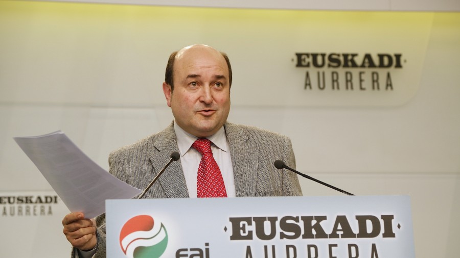 Ortuzar: “Gutxiago esateko eta gehiago egiteko ordua heldu zaigu”