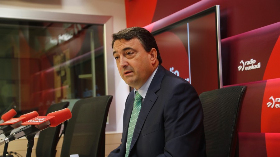 Aitor Esteban: “Espainiar Gobernuaren anabasa hain da handia, ezen hauteskunde deialdia eginda egon beharko zuen”