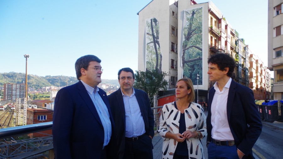 Aitor Esteban subraya que EAJ-PNV representa el compromiso y la acción coordinada en defensa de los intereses de Bilbao, Bizkaia y Euskadi