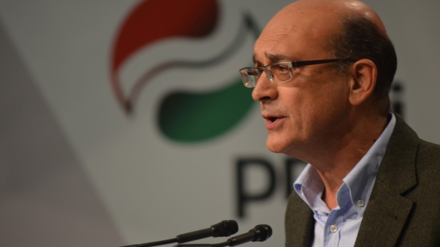 Euzko Abertzaleak Taldeak Fernández Díazen dimisioa eskatu du 