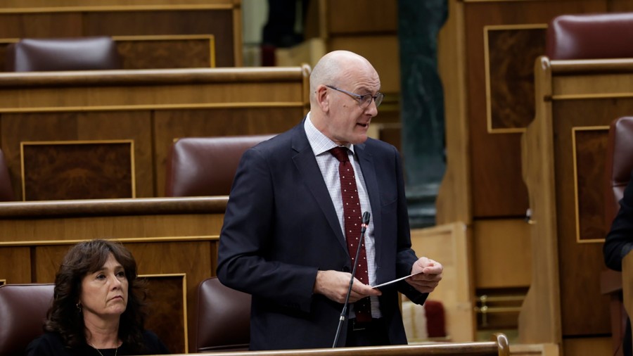 Euskal Taldeak Espainiako Gobernuari erreklamatu dio Euskadiko unibertsitate mapa ez oztopatzeko eta bere eskuduntzak ez inbaditzeko 