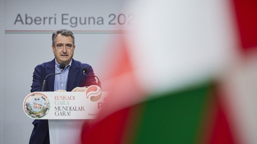Cerdanen tramarekin EAJk zerikusirik ez duela esan du Aitor Estebanek eta 